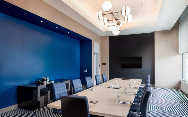 Hotel Indigo Los Angeles Downtown by IHG