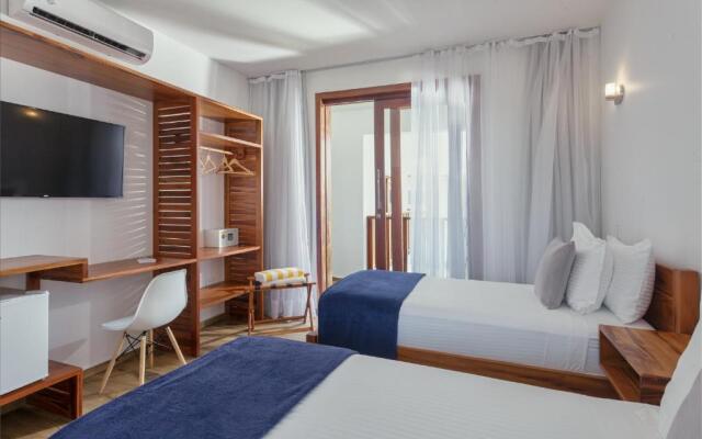 Aiolos Hotel & Discoveries