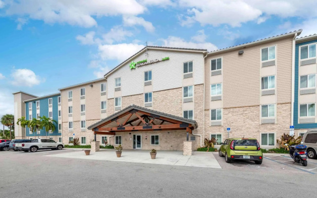 Woodspring Suites Deerfield Beach