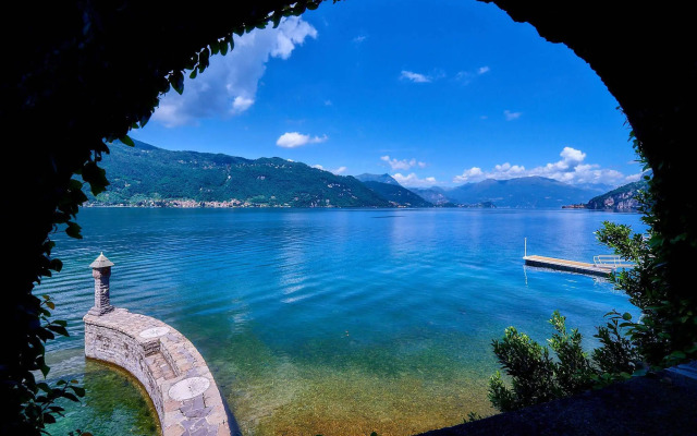 Villa Lario Resort Mandello