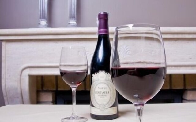 Villa Estera - Hotel & Restauracja