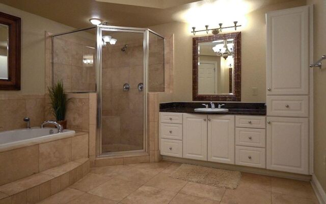 Dunes of Crystal Beach by Destin Getaways