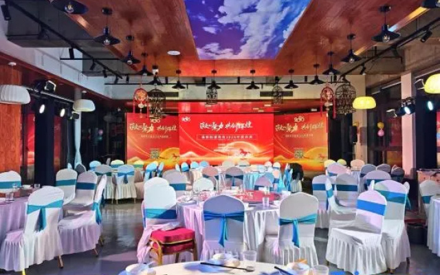 Warner Is Not Only A Motel – Restaurant – Chengdu