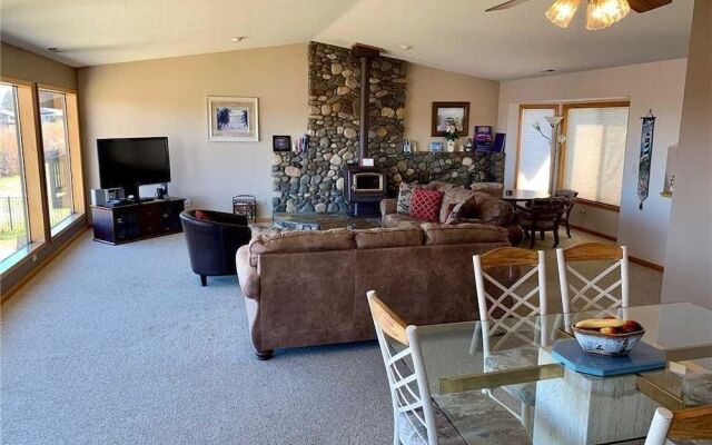 1664 Venice - 4 Br Home