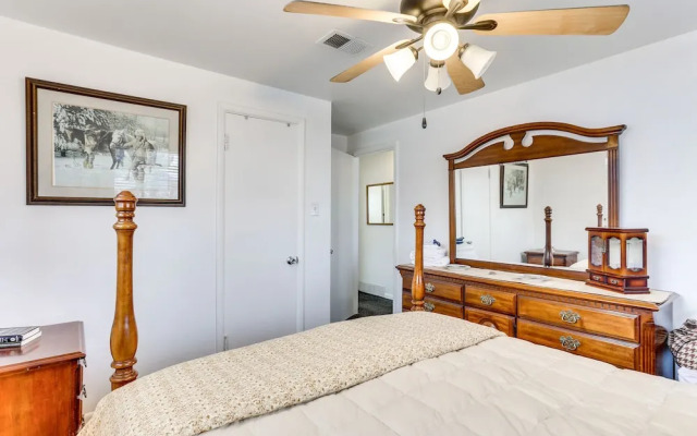 Dog-friendly Denver Apartment w/ Shared Yard!