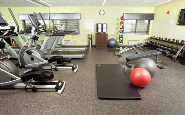 Hampton Inn Newark Airport