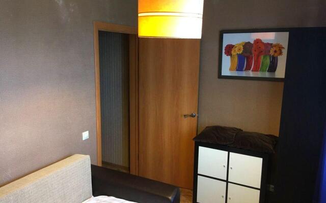 Апартаменты Мир в микрорайоне Энтузиастов 1