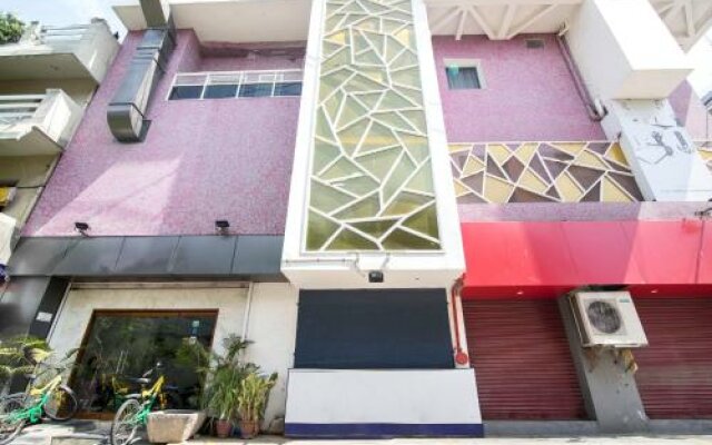 1 BR Boutique stay in Candappa Mudaliar Street Corner, Puducherry (3E88), by GuestHouser