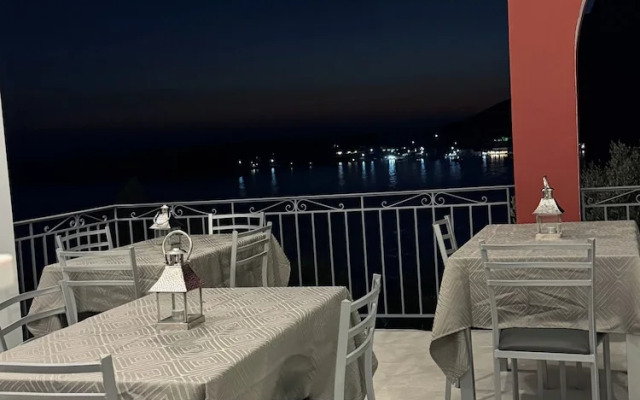 Kaloniki Rooms & Suites