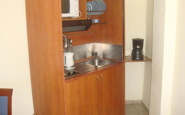 Theodorou Beach Hotel Apartments
