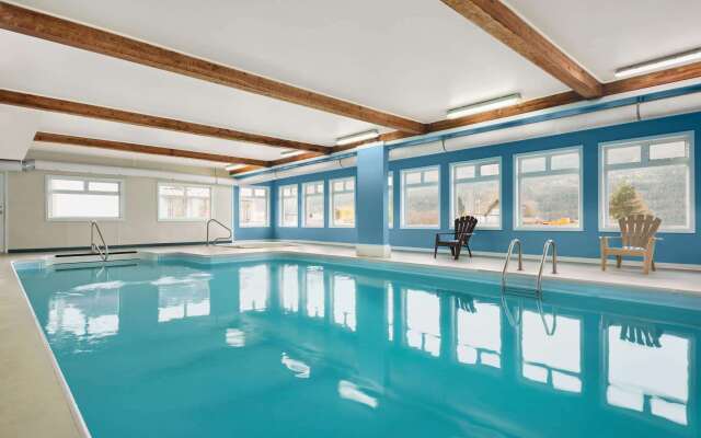 Travelodge by Wyndham Salmon Arm