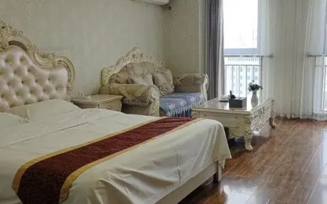 Manxiang Shiguang Serviced Apartment (Saihan District Wanda)
