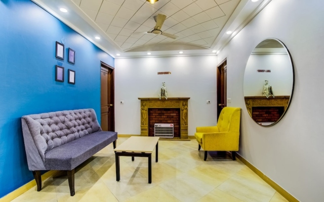 SilverKey Executive Stays 20036 Akash Neem Marg