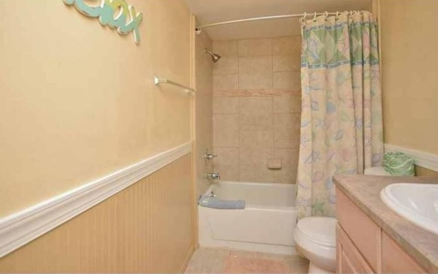 Ocean Village Club O35