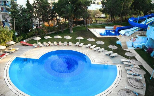 Vista Azur Hotel