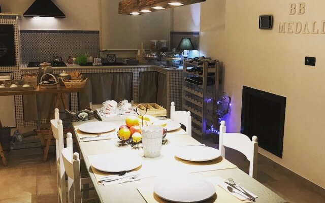 B&B Medali