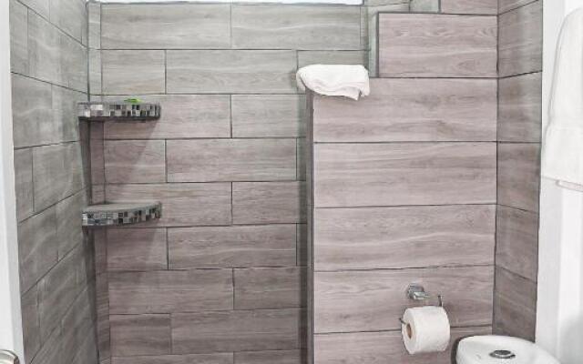 Tropical Paradise Bungalows