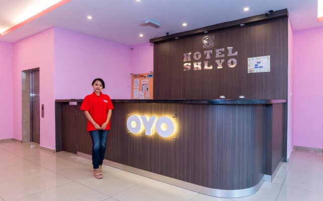 OYO 1172 Hotel Shlyo