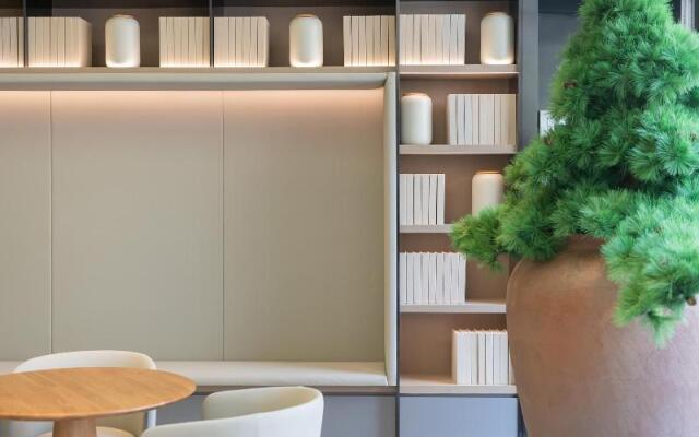 Ji Hotel Shanghai Jiangsu Road Subway Station