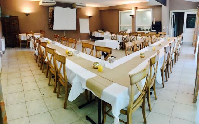 Hôtel le Relais de la Voie Sacrée