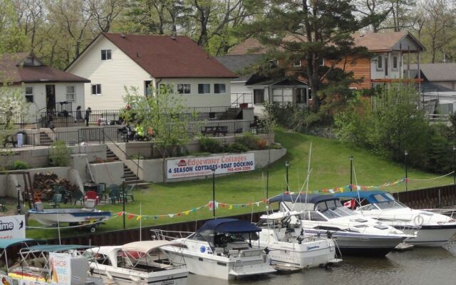 Edgewater Cottages