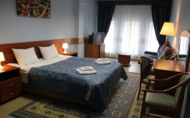 Gorod Hotel on Belorussky