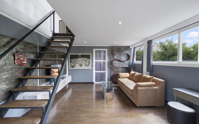 Lolo Apartment by Hombali