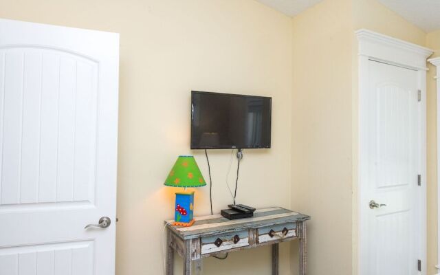 Sea Breeze by AMI Locals