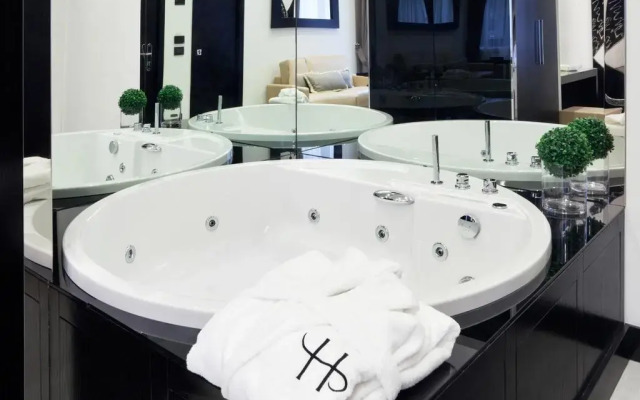 LHP Hotel Napoleon