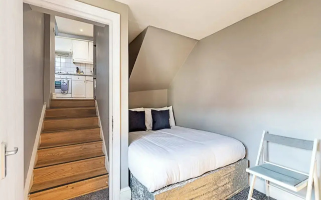 Stylish City Retreat