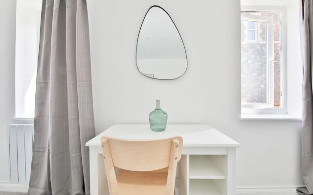 Spacious Apartments with Private Parking