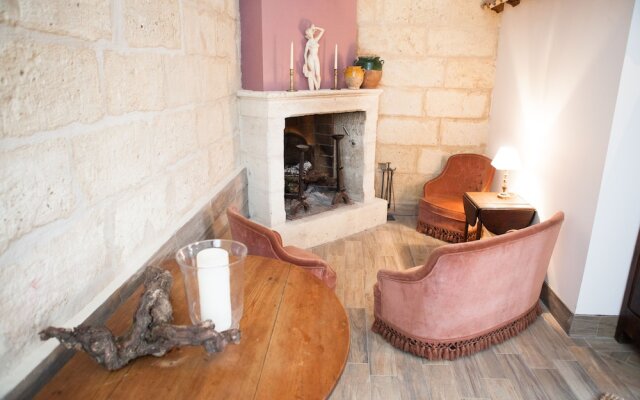 Château Latour Segur Suites & Spa