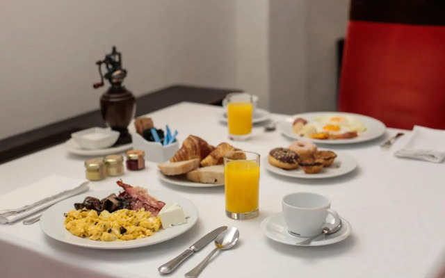 Convento do Espinheiro, Historic Hotel & Spa