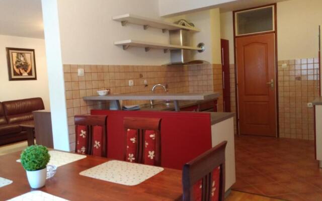 Apartman Ancora1