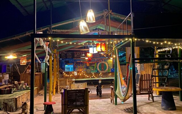 Tribal Pai Backpackers - Adults Only