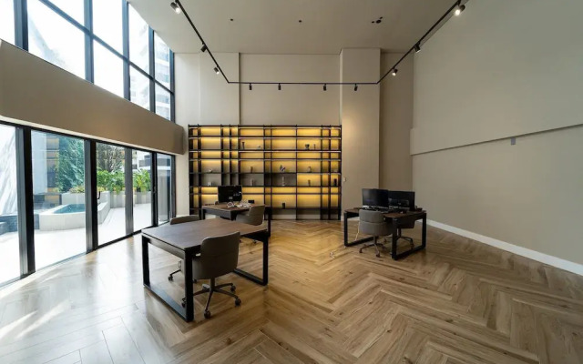 The Spot One By Xtay