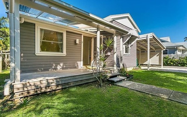 Your Luxury Escape - White Oak