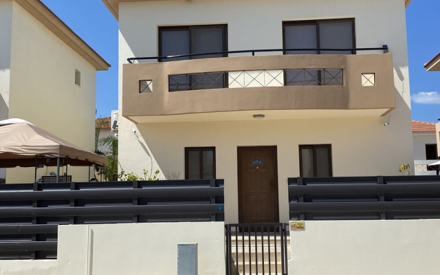 Serena Holiday Villa Dps06