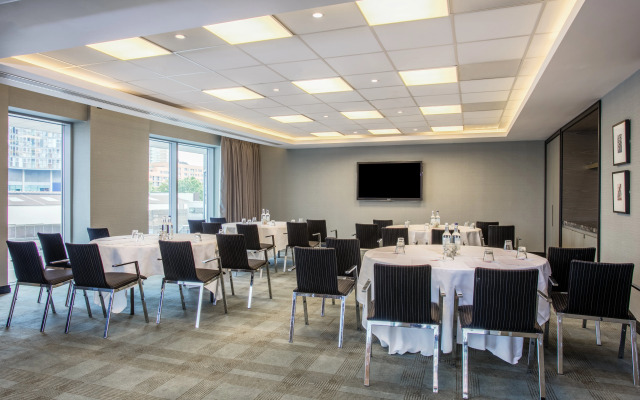 Crowne Plaza London - Battersea