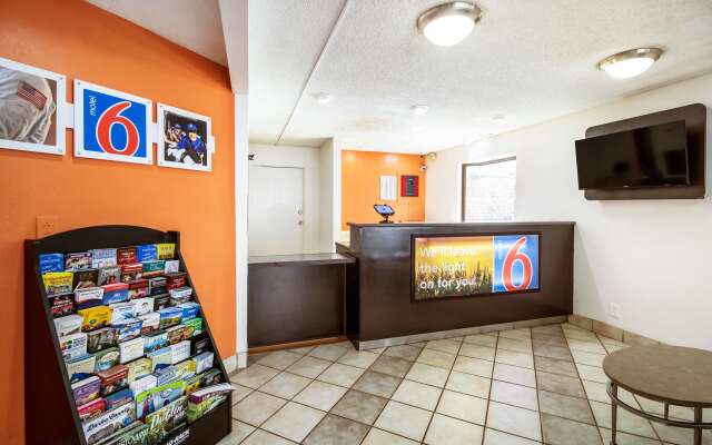 Motel 6 Dayton, OH - Englewood