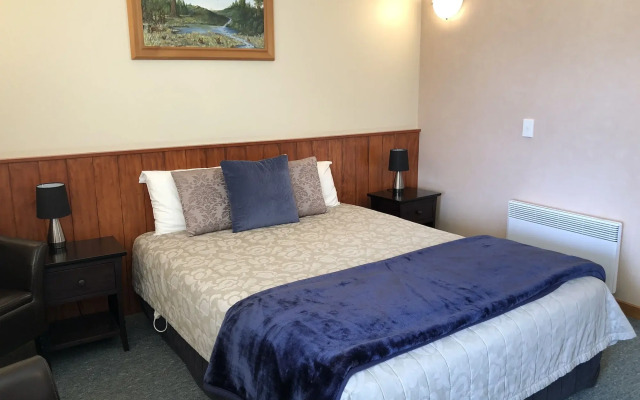 Te Anau Manapouri Lake Hotel