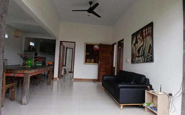 Ona House