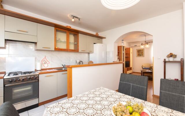 2-bedroom Krk Apartment - Near Krk Beaches & Town!