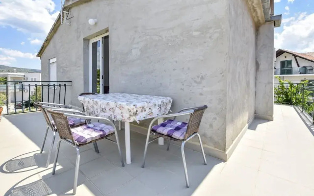 Apartment Karabatic