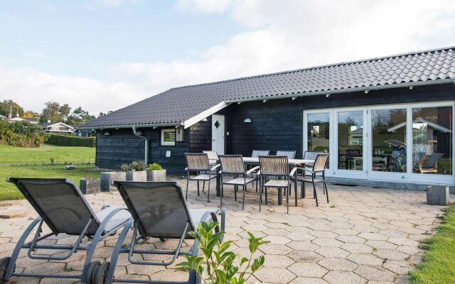 Spacious Holiday Home in Børkop near Sea