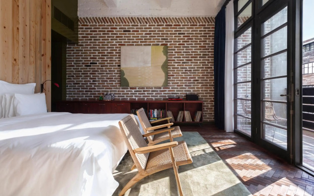 Stamba Hotel
