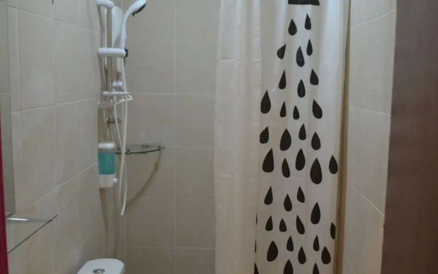 M Motel Meru