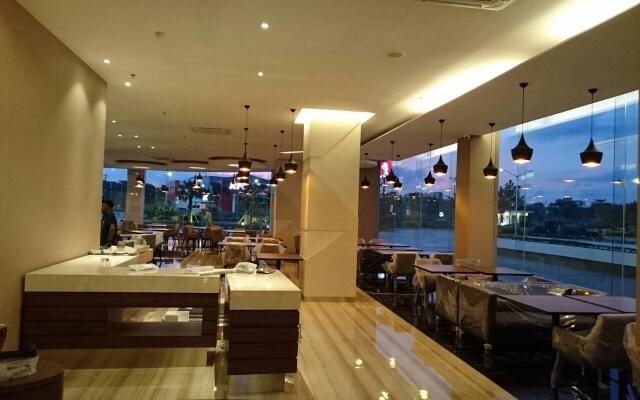 Wing Hotel Kualanamu Airport