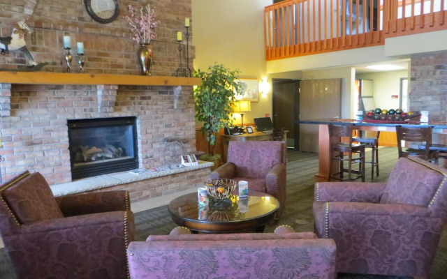 AmericInn by Wyndham Baldwin