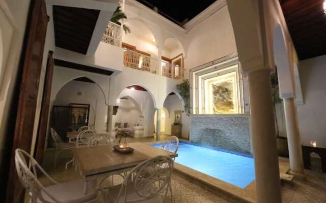 Riad OUM B&B